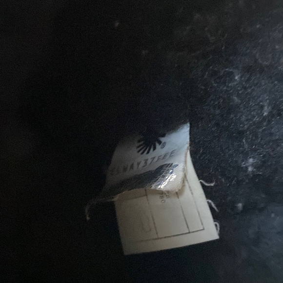 Uggs Bailey Bow II Short Velvet Black Winter Boots - Picture 5 of 6